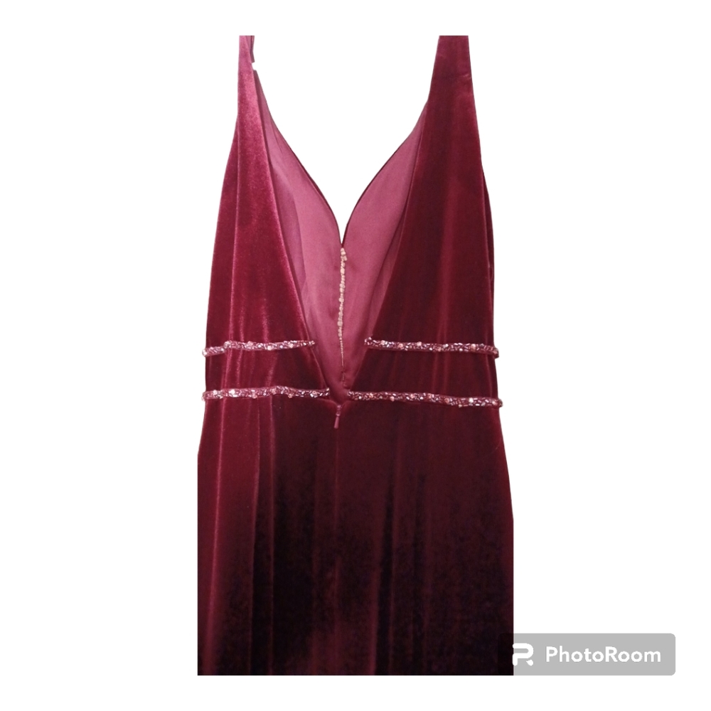 Pageant gown - Picture 2 of 2
